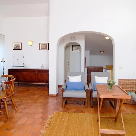 Lgs62 V3 Casa E Jardim A 100mts Da *