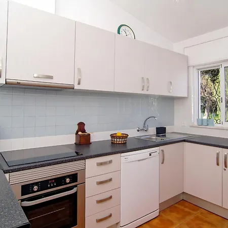 Holiday home Lgs62 V3 Casa E Jardim A 100mts Da