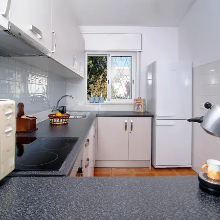 Lgs62 V3 Casa E Jardim A 100mts Da * Luz